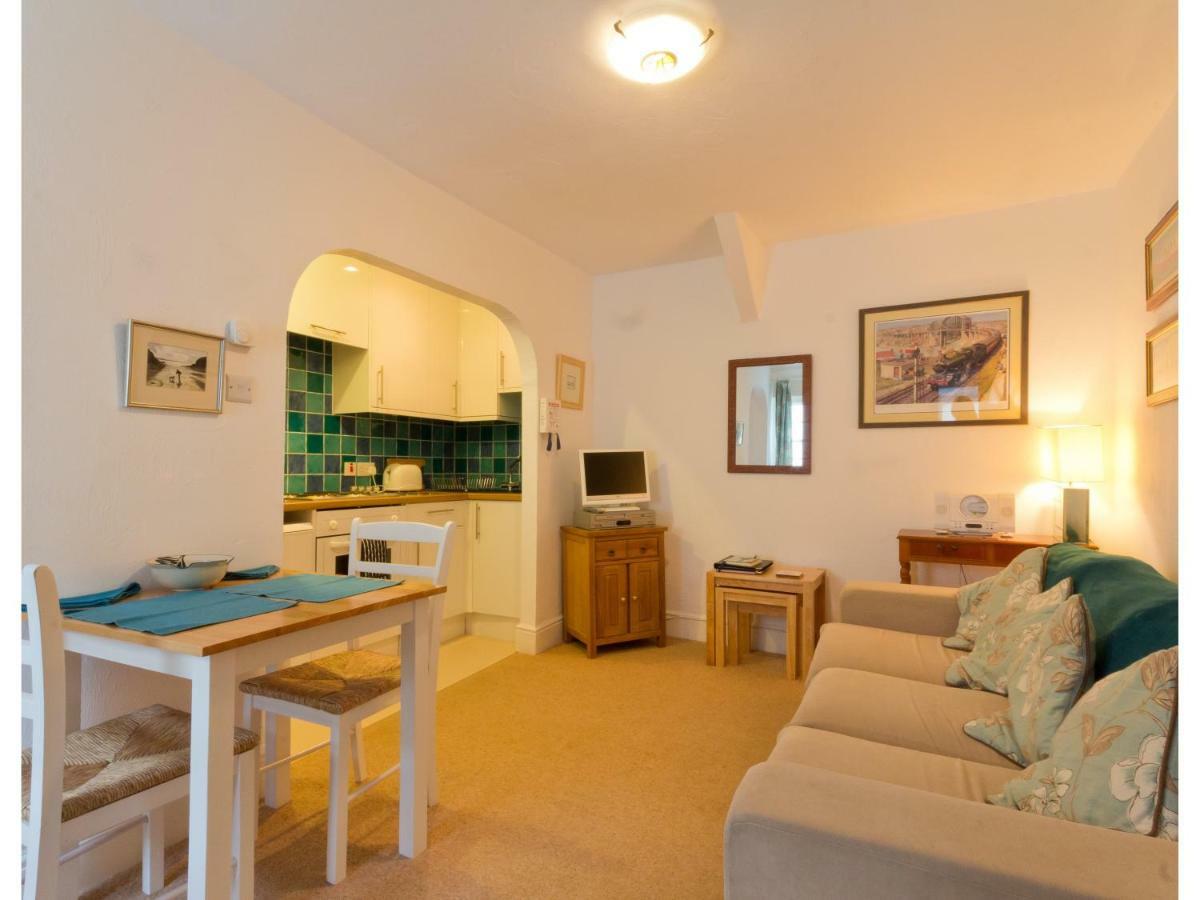 Sand Martin Looe Exterior photo