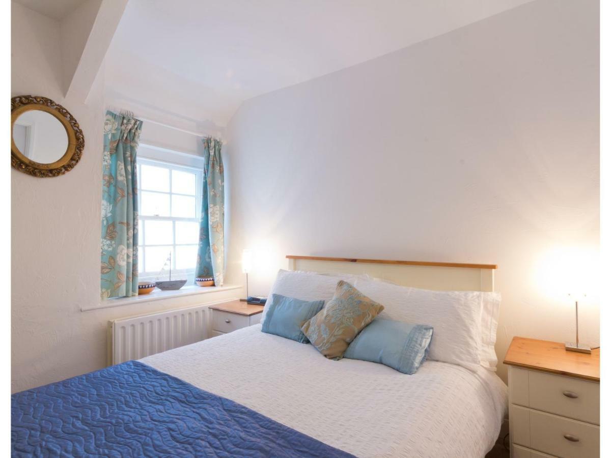 Sand Martin Looe Exterior photo